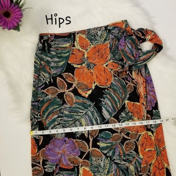 Vintage ❤ Tropical Floral Wrap Maxi Skirt - Picture 4 of 6